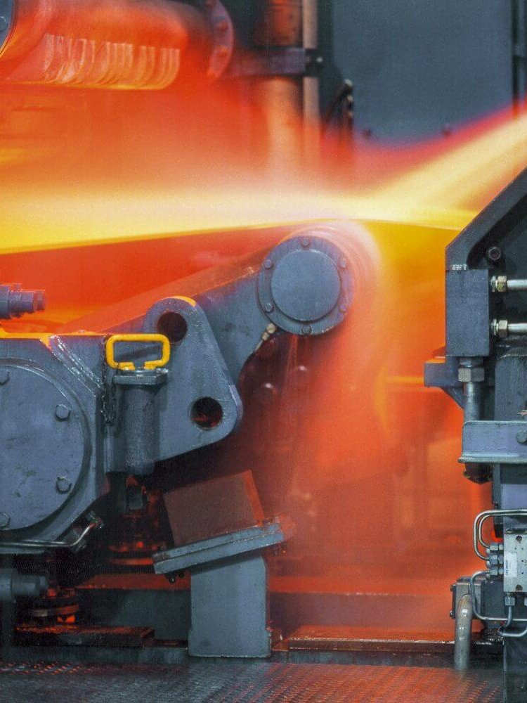 滚柱轴承中的热钢