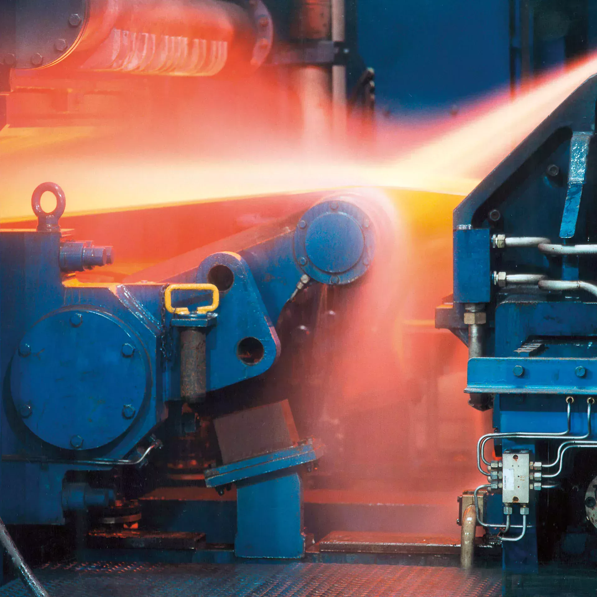 钢铁在高温下熔化