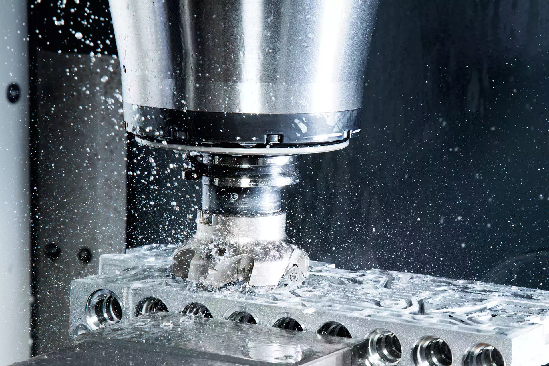 带冷却润滑剂的金属铣刀